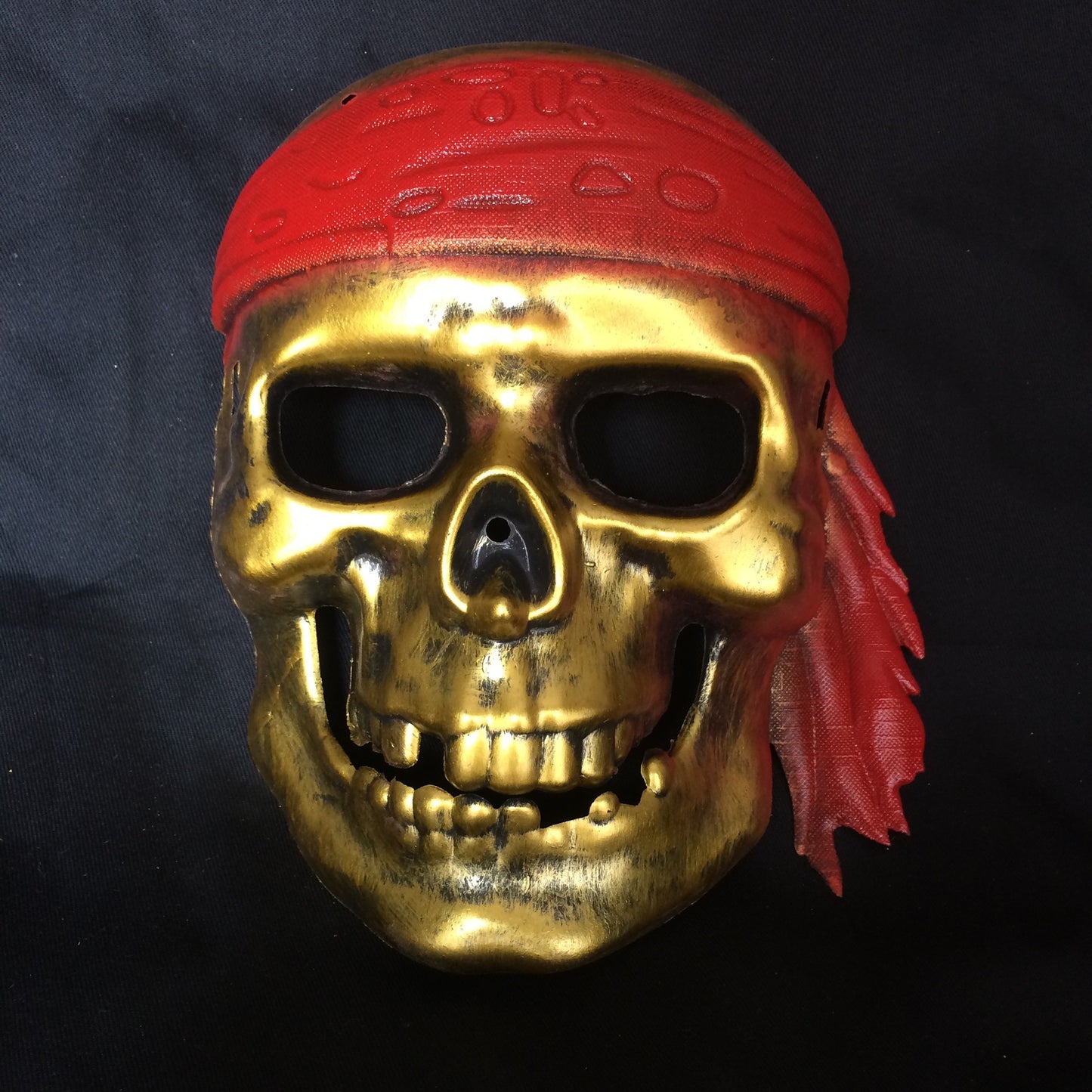 Skull pirate headgear